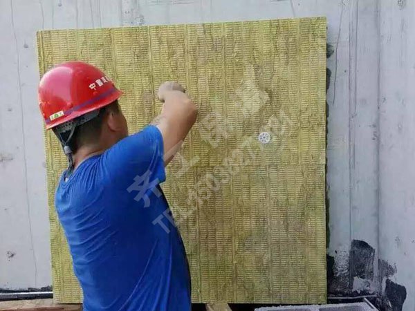 擠塑板是如何實現保溫效果的？