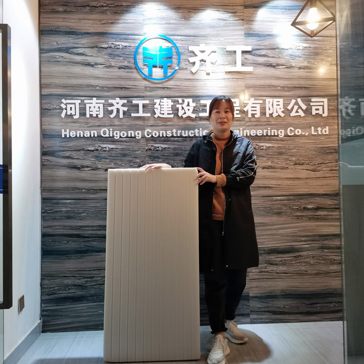 擠塑板一張多大？?jī)r(jià)格是多少？